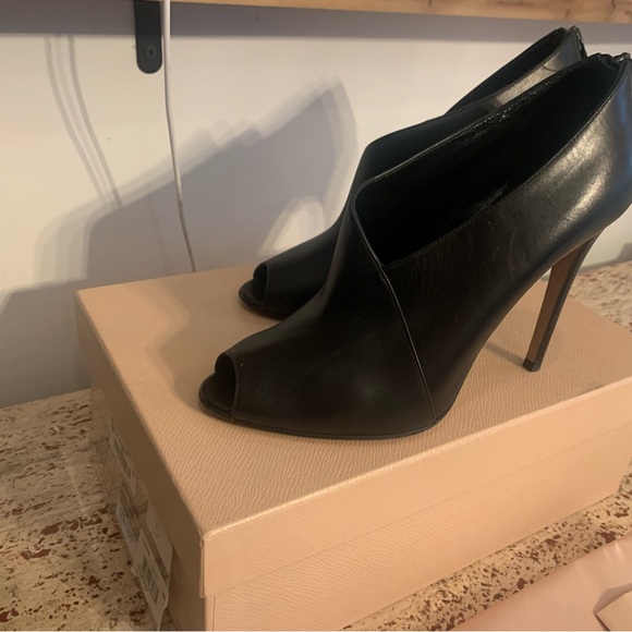 Authentic Prada Calfskin Asymmetrical Peep Toe Bootie Black - Picture 2 of 4